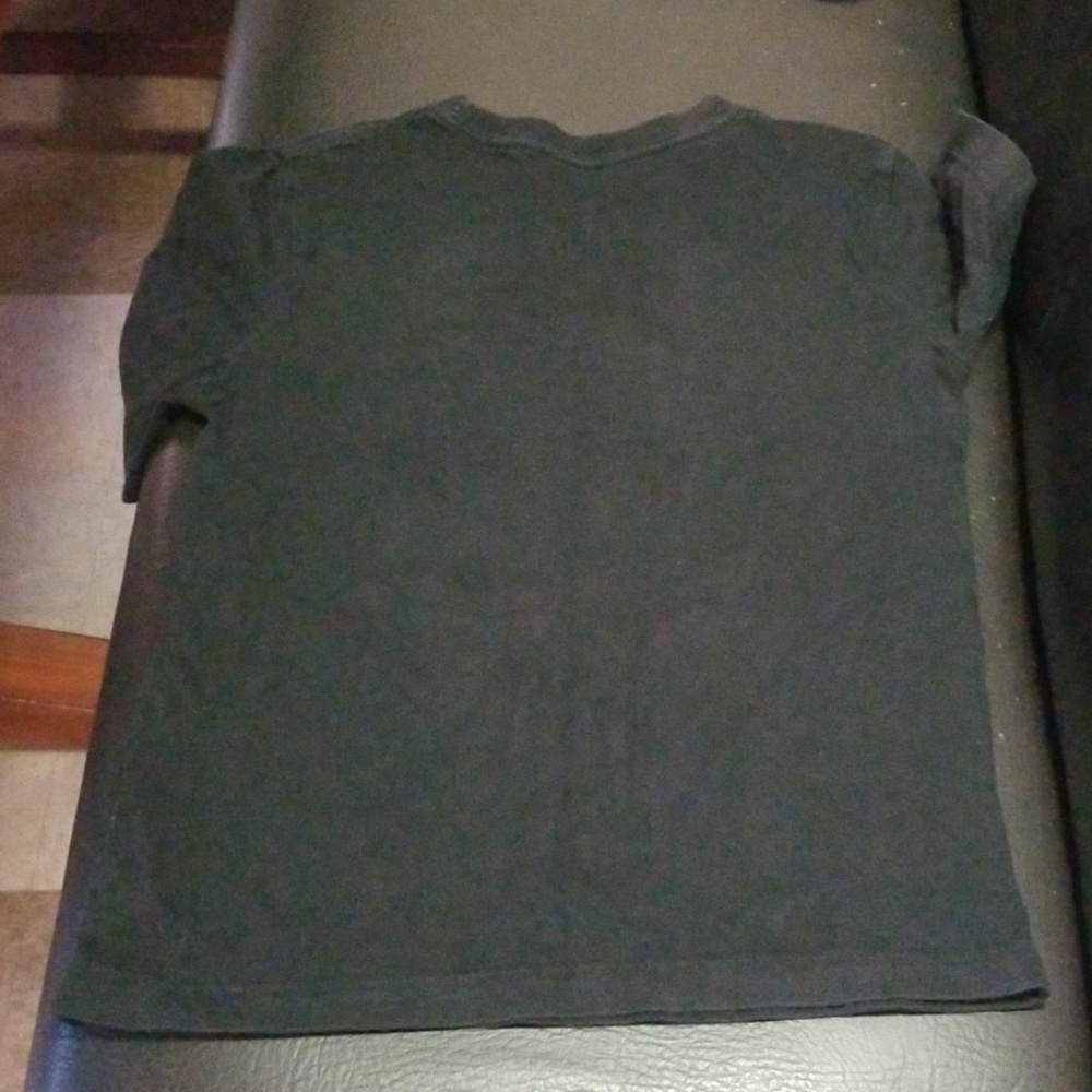 Shirt - Picture 2 of 3